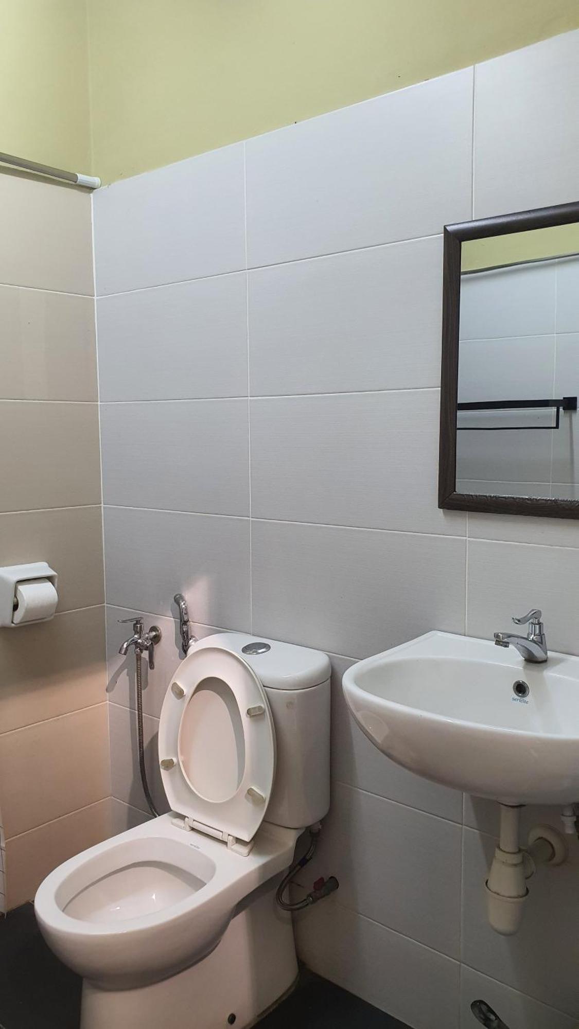 Cozy Milky Mount Austin Jb 5 Pax Apartment