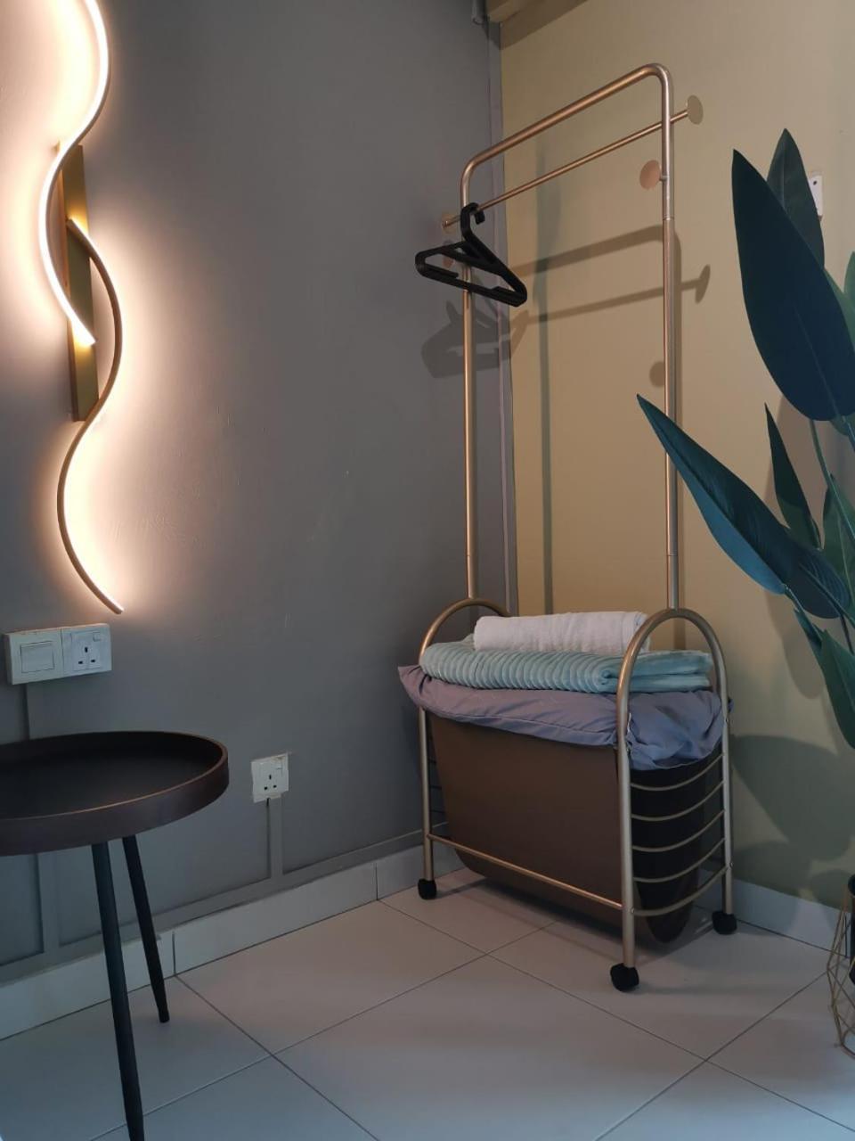 Apartment Cozy Milky Mount Austin Jb 5 Pax *