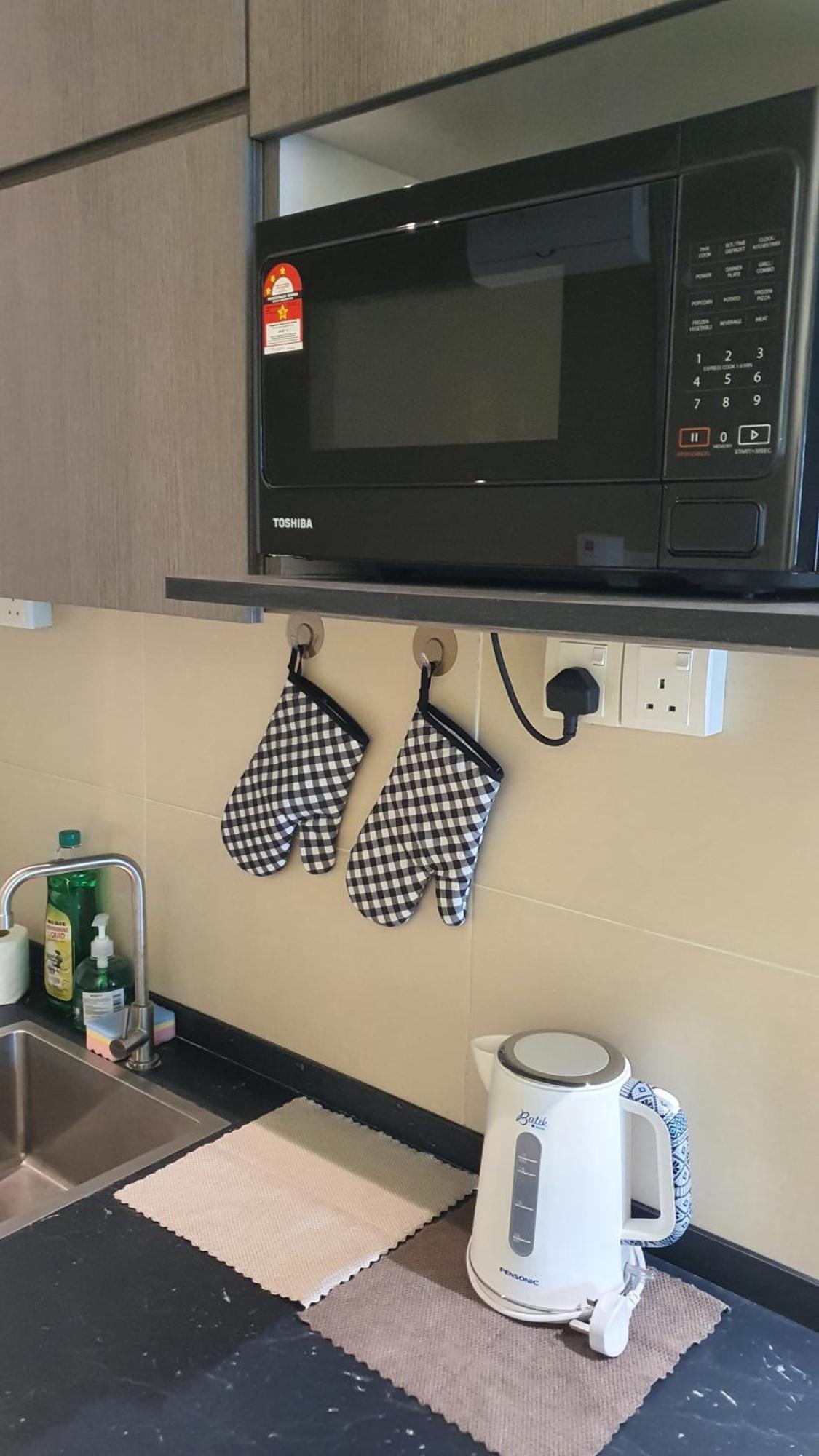 Cozy Milky Mount Austin Jb 5 Pax Apartment Johor Bahru